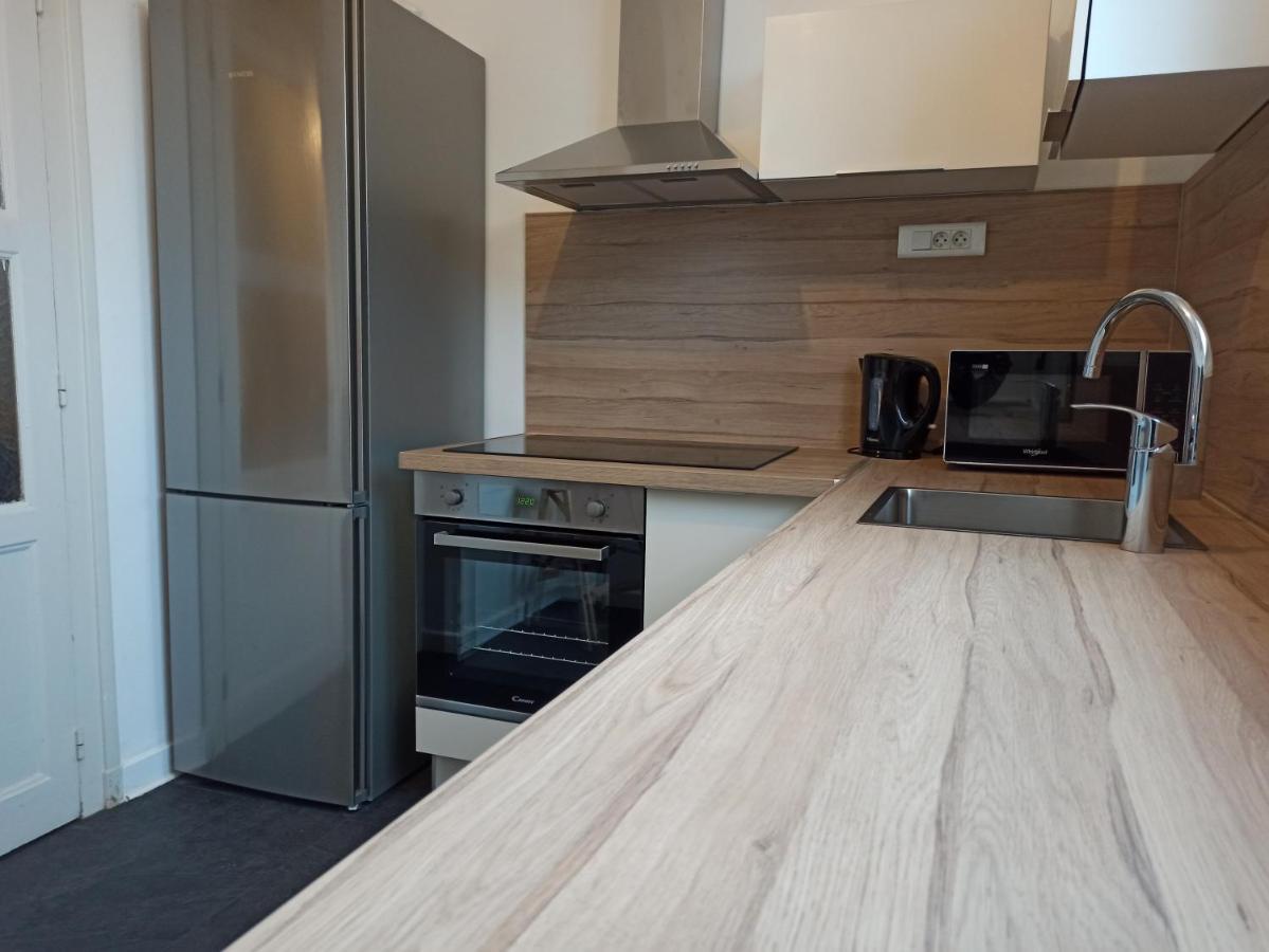 Spacieux Appartement Au Centre Du Mans 르망 외부 사진
